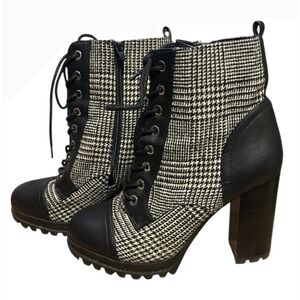 Aldo Womens Black White Houndstooth Lace Up Chunky Heel Platform Boots 9